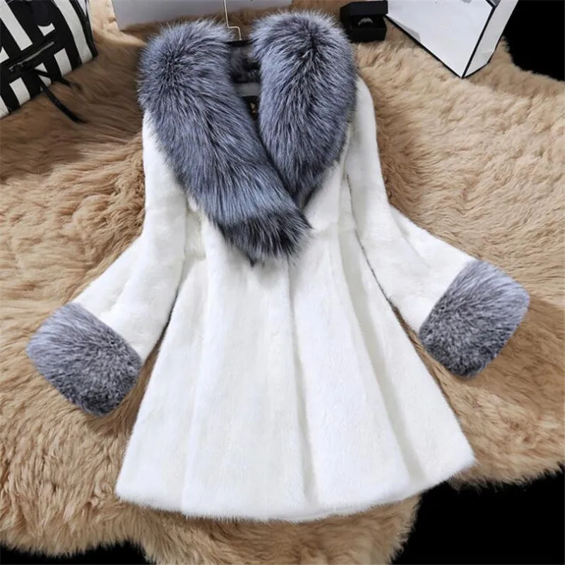white 001 Новое модное зимнее пальто, женская куртка, воротник-стойка, имитация лисьего меха, шуба, толстое теплое Женское пальто, большой размер - Цвет: white 001