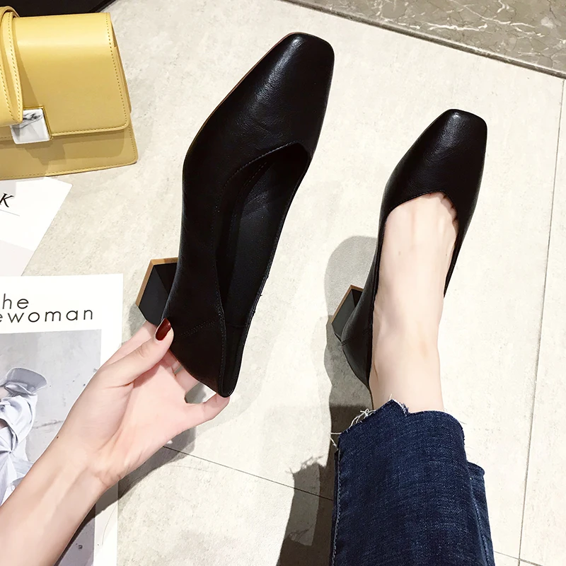 

Korean Version 2021 Summer Evening Evening Shoes Wild Net Red Retro Grandma Shoes Shallow Mouth Fairy Single Mid-heel Shoes