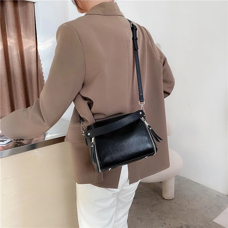 Сумка женская из воловьей кожи через плечо 100% |