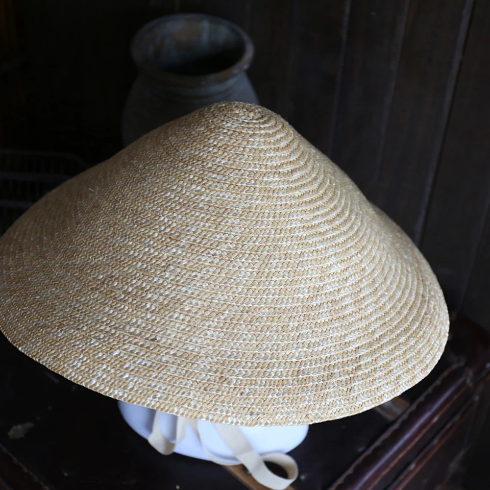 Шляпа женская Соломенная с коническим узором модная пляжная Панама ручной