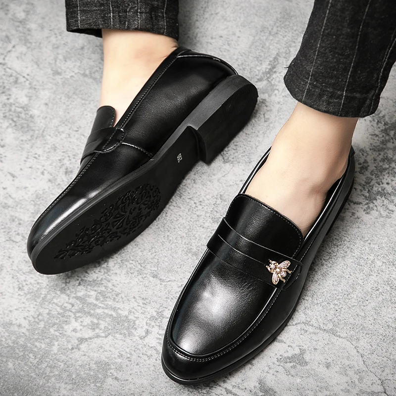 

2020 Fashion Causal Man Shoes Slip On Shoes Men British Oxford Dress Shoes Male Gentleman PU Leather Footwear Flats Men Loafers