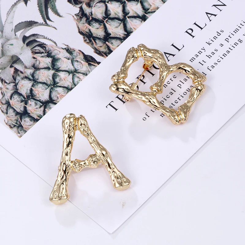 2 шт. в одном наборе золотые искусственные алфавиты броши для женщин и мужчин