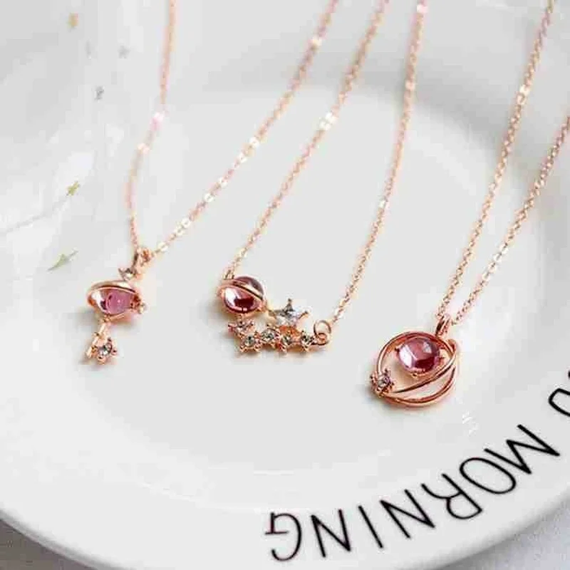 

Creative Sliver Color Planet Key Aurora Pendant Necklace Fashion Halo Crystal Scale Light Necklace for Women Jewelry Goth
