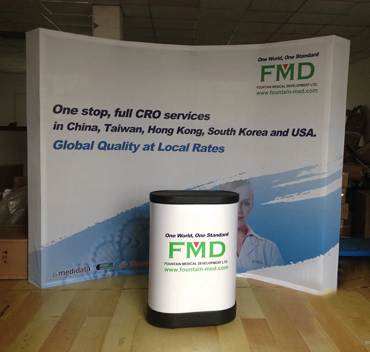 Выдвижная подставка из изогнутой ткани (выдвижные дисплеи ткани) |