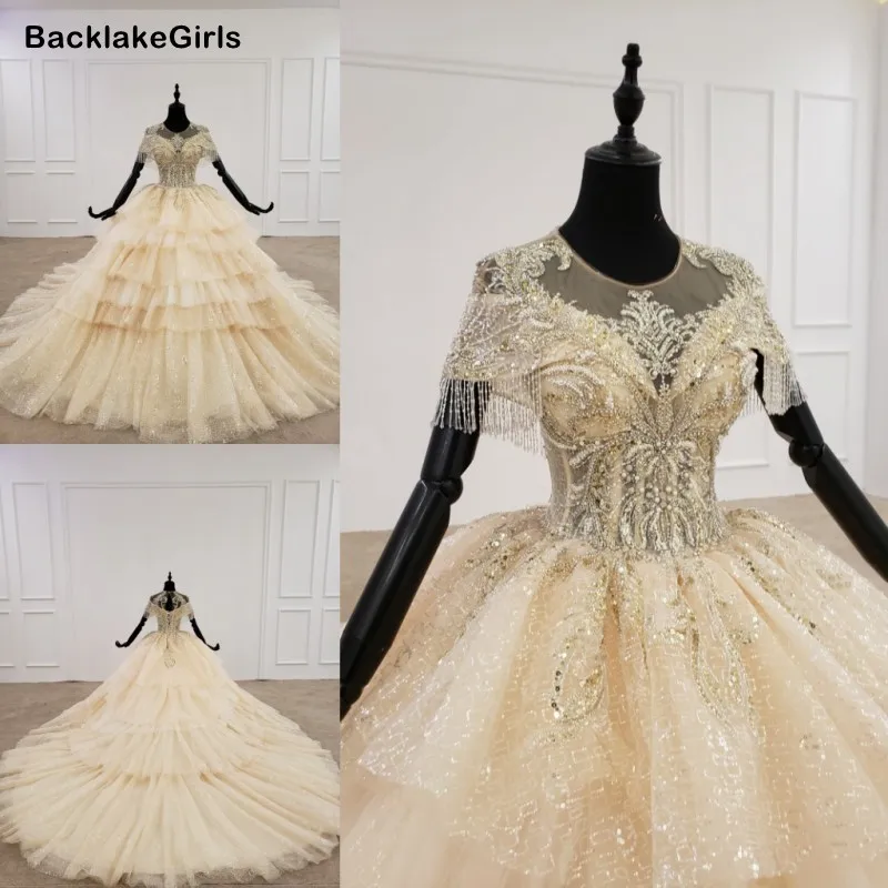 Многоуровневое свадебное платье цвета шампанского золотого на шнуровке сзади с