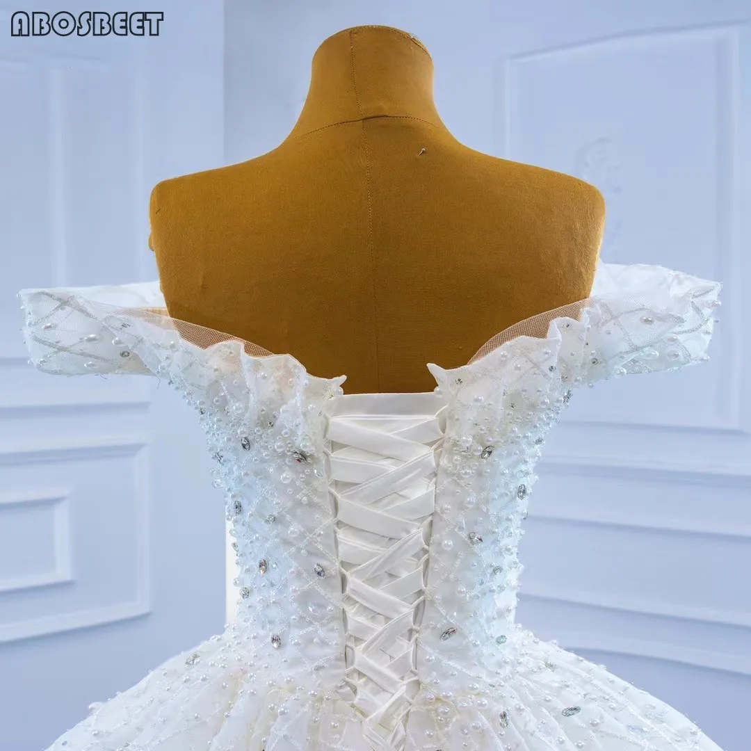 

Ball Gown Wedding Dress 2021 Off Shoulder Lace Ball Gown Plus Size Wedding Gown for Bridal with TrainLuxury Beads Lace Up Back
