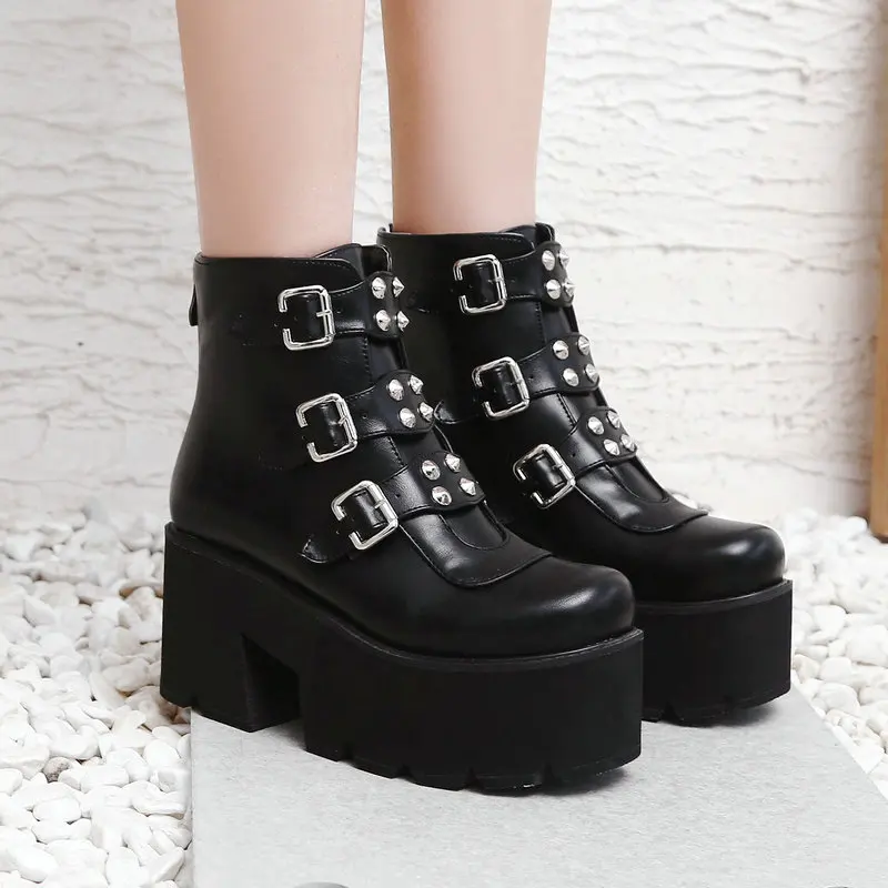 

Fashion Rivet Beit Buckle Women Boots Platform Ankle Boots Chunky High Heel Short Boots Autumn Winter Zipper Woman Shoes Black
