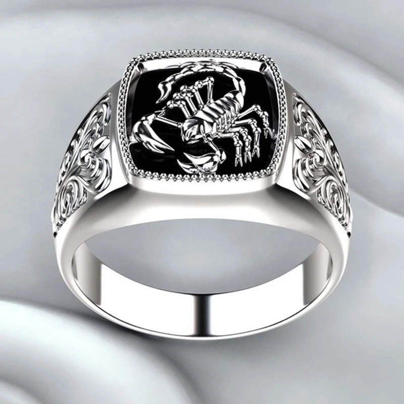 

Personalized Creative ring Punk Wind Male Retro Scorpion Pattern Ring Gift Scorpion Memorial Day Loop For Women And Men S-R43
