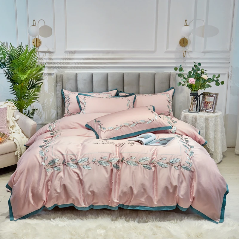 

Комплект постельного белья из 4 предметов, классический атласный комплект розового цвета из египетского хлопка с вышивкой, размеры Queen/King, п...