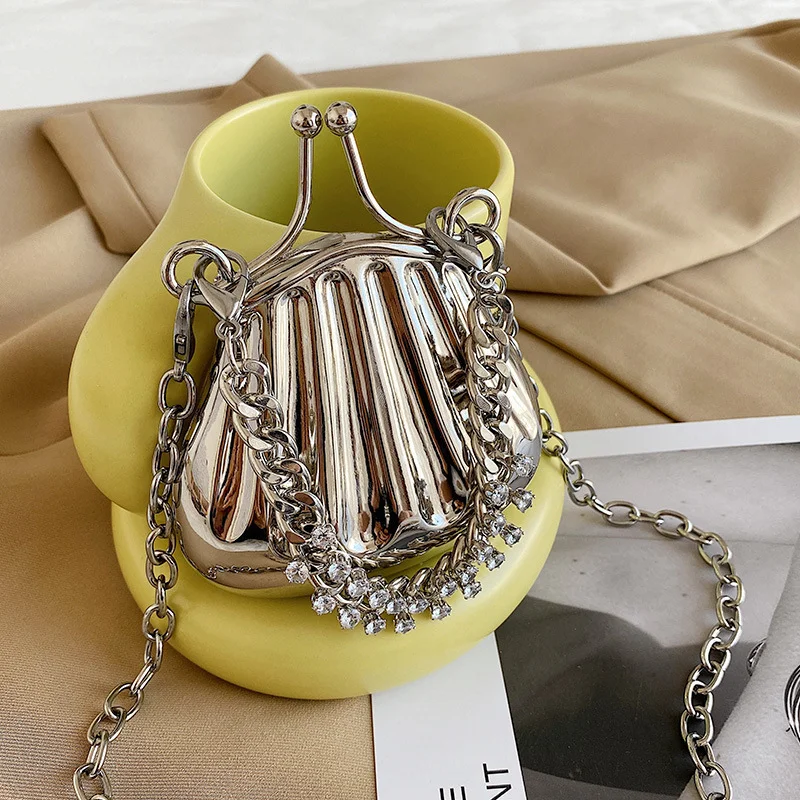

2021 Newest Mini Hand Bag For Women Chain Crossbody Bags Trendy Crystal Evening Clutch Bags Shell Handbag Retro Luxury Small Bag