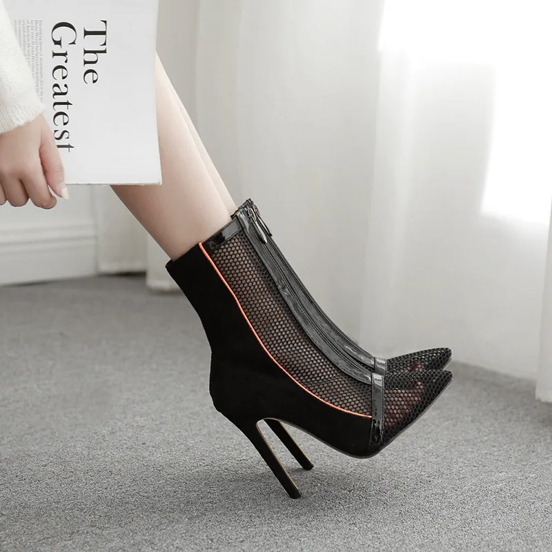 2020 женские модные сандалии с острым носком и закрытой пяткой пикантные ботинки