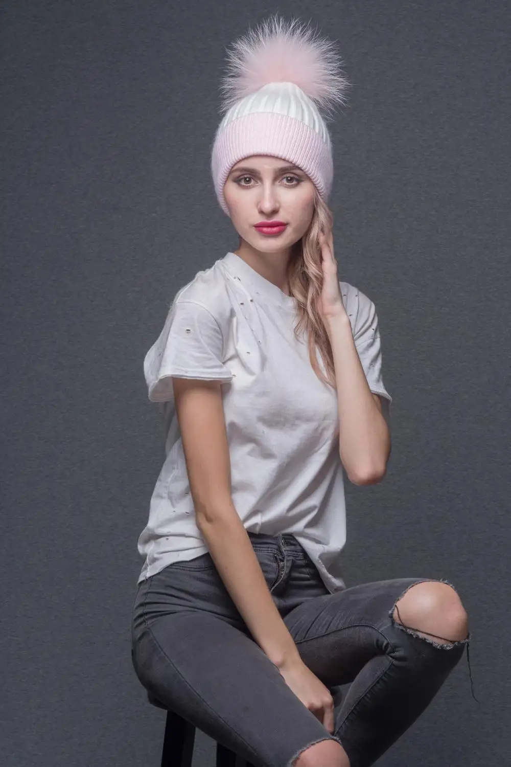 

Winter Beanine Women Angora Knitted Hat Furry Raccoon Fur Pom Pom Bonnet Femme