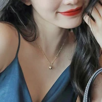 Classic Gold Heart Pendant Short Necklace 2
