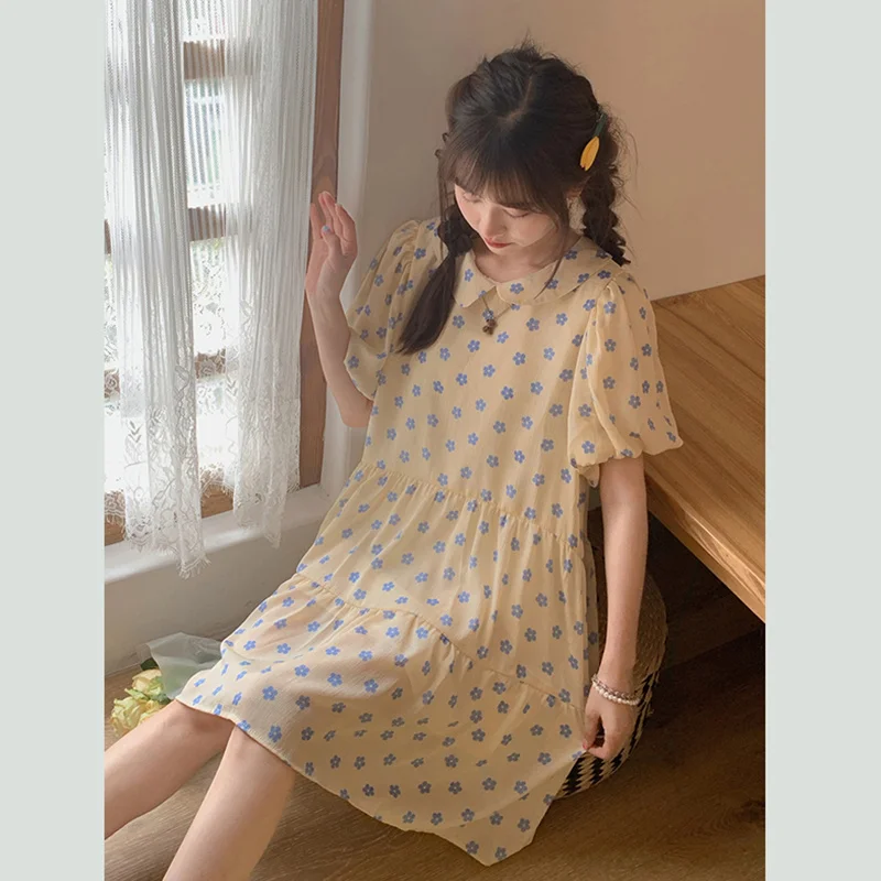 Летнее платье новинка 2021 маленькие свежие цветы свободное очень волшебное