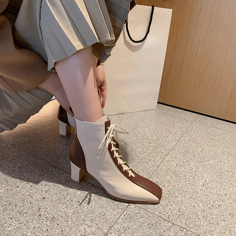 Beli 2020 Musim Semi Dan Musim Gugur Baru Warna Yang Sesuai Dengan Bernapas Pendek Boots Martin Boots Wanita Berjaga-jaga Square Toe Renda Sepatu Hak Tebal X406