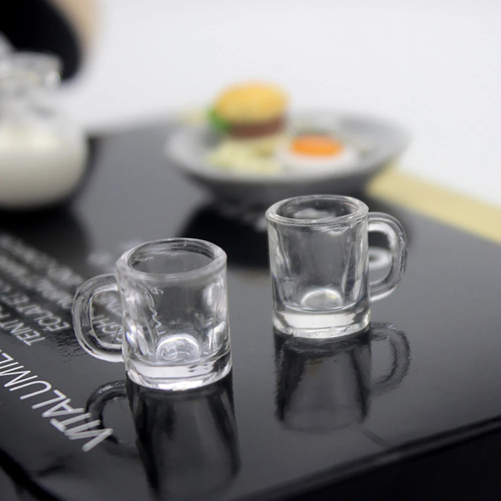 Миниатюрные аксессуары для кукольного дома 4 шт. 1/12 мини-очки вина из смолы