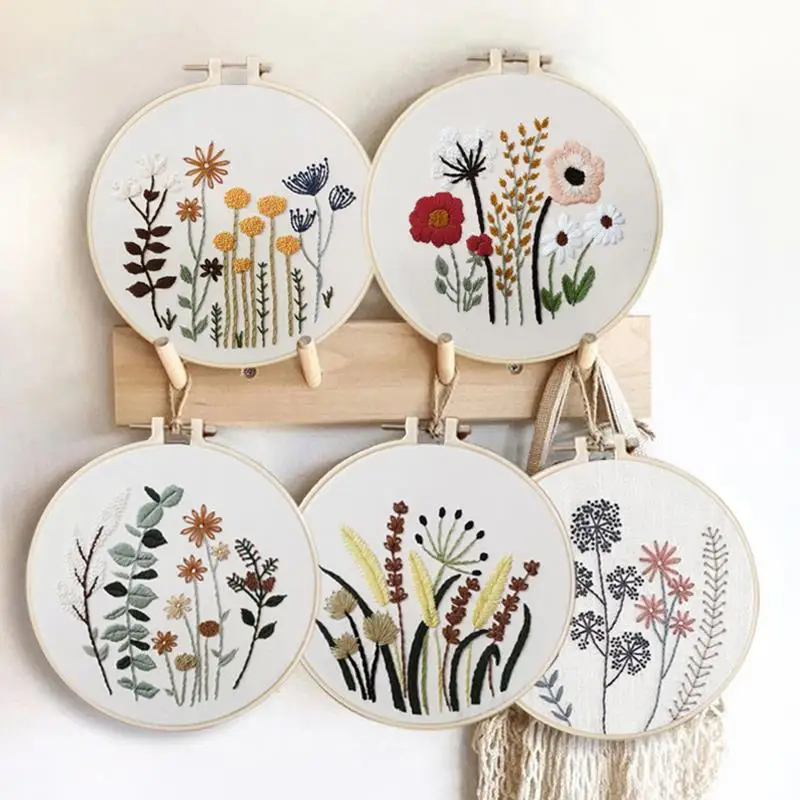 

DIY Embroidery Starter Kit With Plant Flower Pattern Bamboo Embroidery Hoop Color Threads Cross Stitch Kit