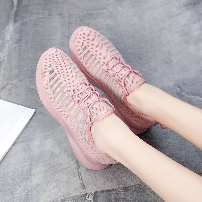Женские нескользящие кроссовки летние дышащие для бега фитнеса путешествий |