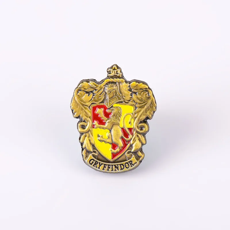 1 шт. знак школы Хогвартс булавки брошь Гриффиндор Ravenclaw Слизерин значок с эмблемой пуффендуй Косплей коллекция подарок
