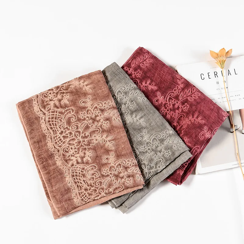 

The new the spring and autumn 2020 han edition of lace cotton scarf female 1706 hot style embroidery woman flavour