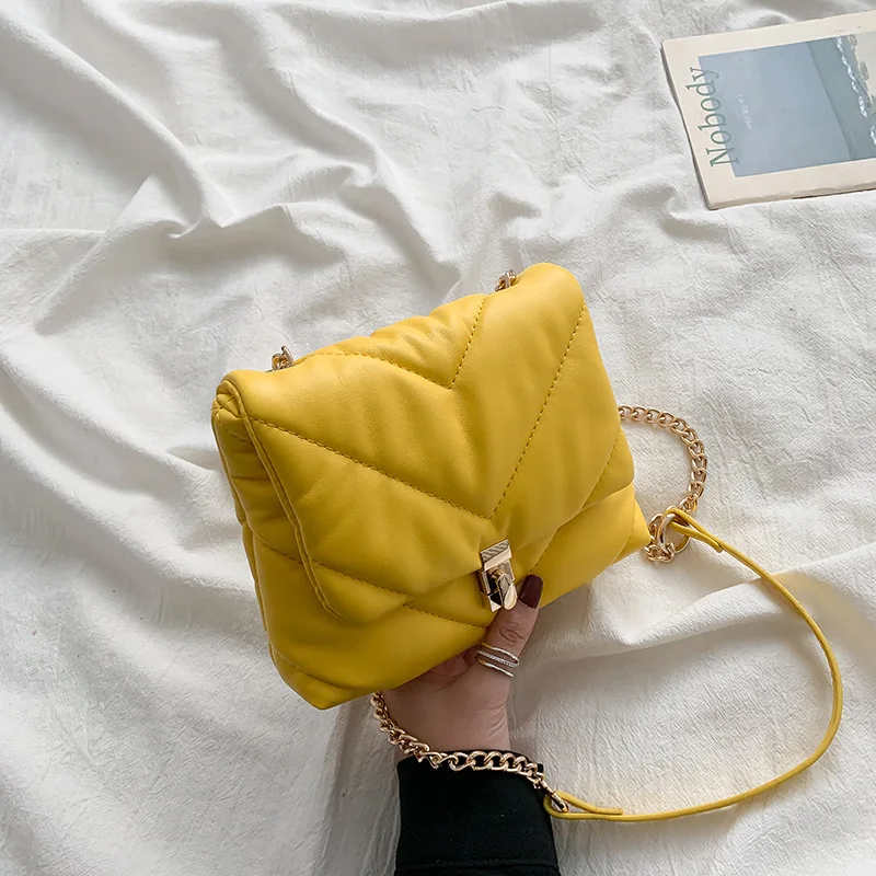 

Solid Color PU Leather Shoulder Bag Bags For Women 2021 New Winter Golden Chain Design Messenger Bag Fashion Handbag Sac Femme