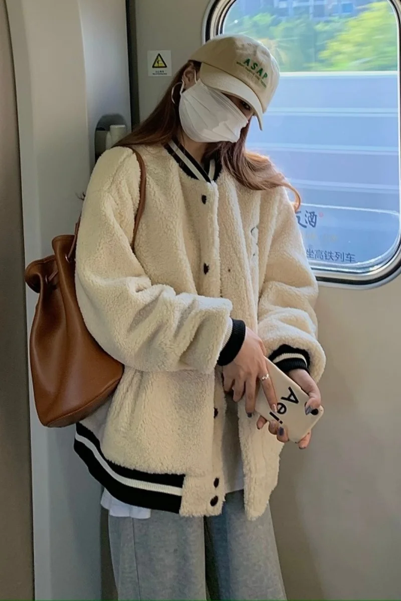 Куртка женская из овечьей шерсти утепленная свободная бейсбольная куртка