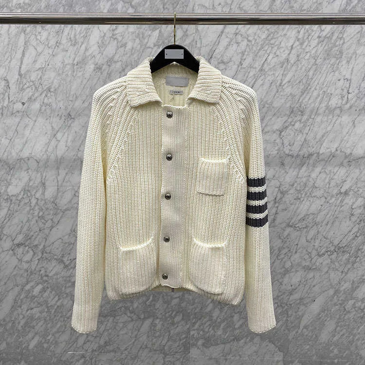 

Мужской/женский однобортный шерстяной свитер в полоску, с отложным воротником и карманами