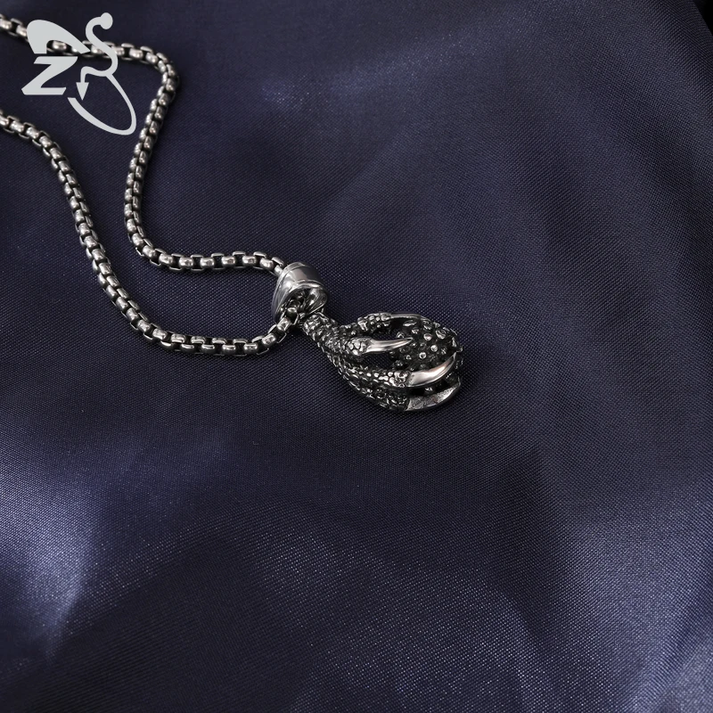 

ZS Men's Stainless Steel Punk Necklace Claw Shape Pendant Necklace Gothic Jewelry for Boys Hip Hop Necklace Biker Accessories
