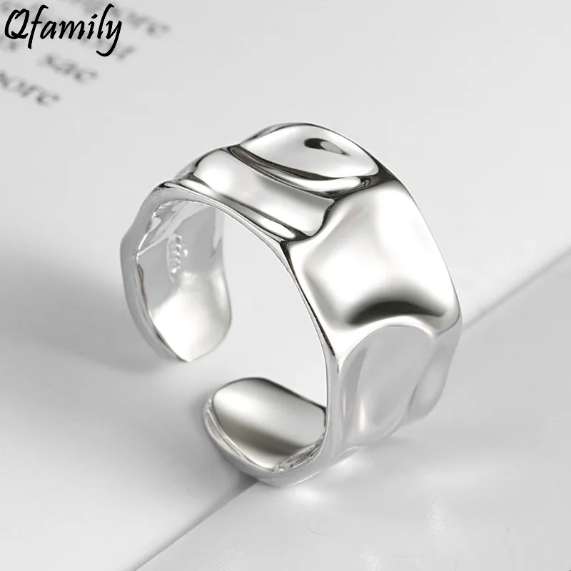 Женская серебряная вогнутая выпуклая Ширина Искусственная поверхность Открытое