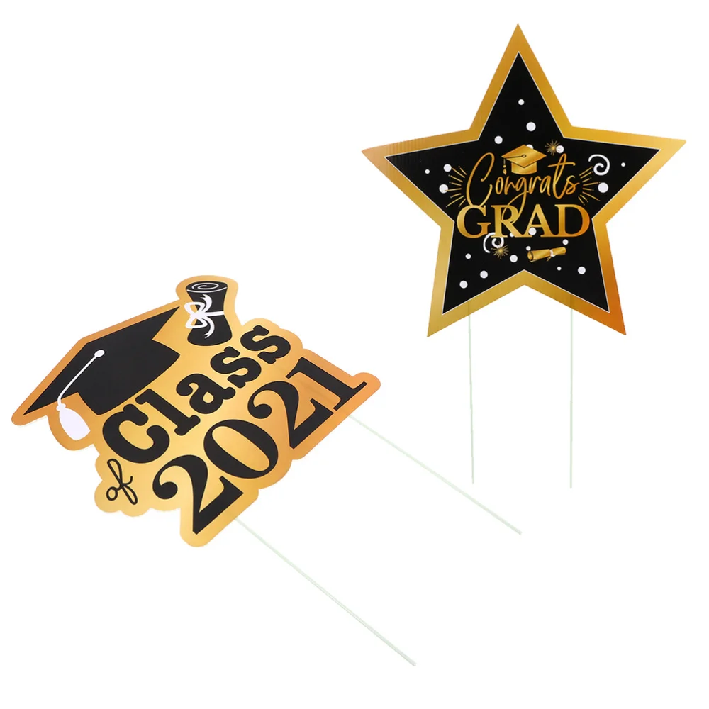 

2pcs Creative Graduation Lawn Decorations Graduation Yard Signs (Assorted Color)