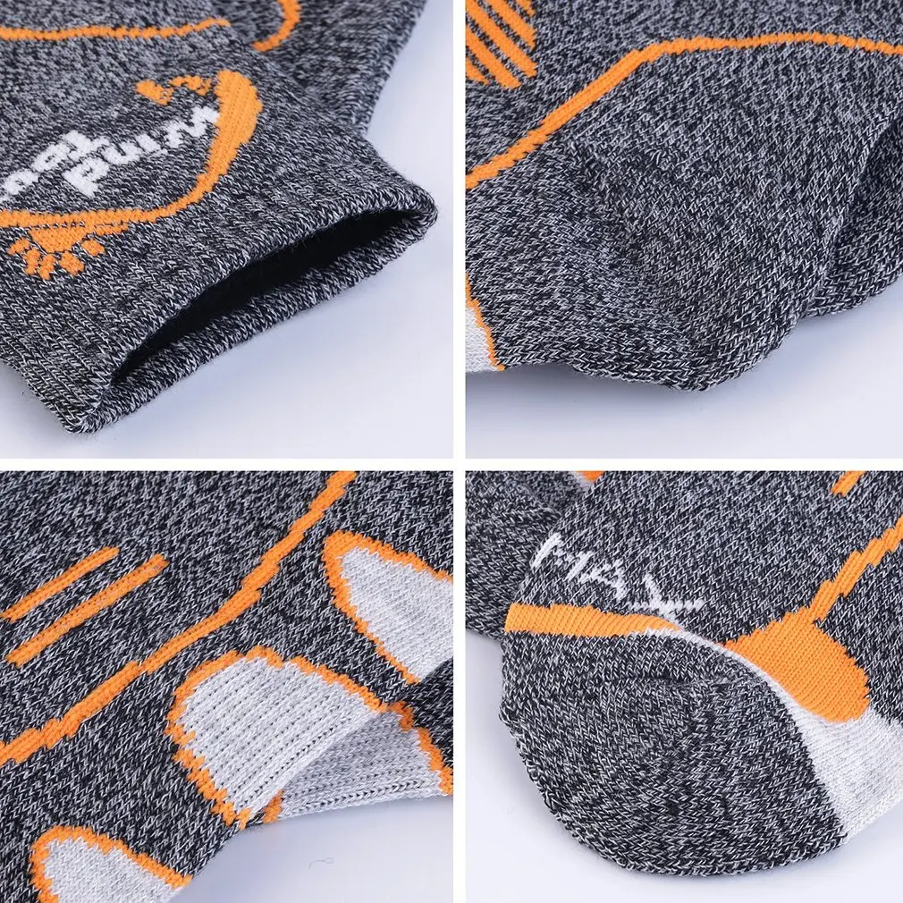

Soft Thick Unisex Sports Socks Thermal Running Winter Warm Sport Socks Men Women Outdoor Comfortable Soccer Sock