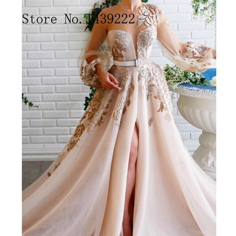 Золотое вечернее платье с кружевной аппликацией платья высоким разрезом бальное