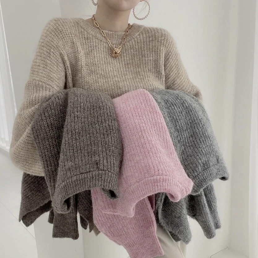 Женский вязаный пуловер с круглым вырезом и открытыми плечами | Женская одежда