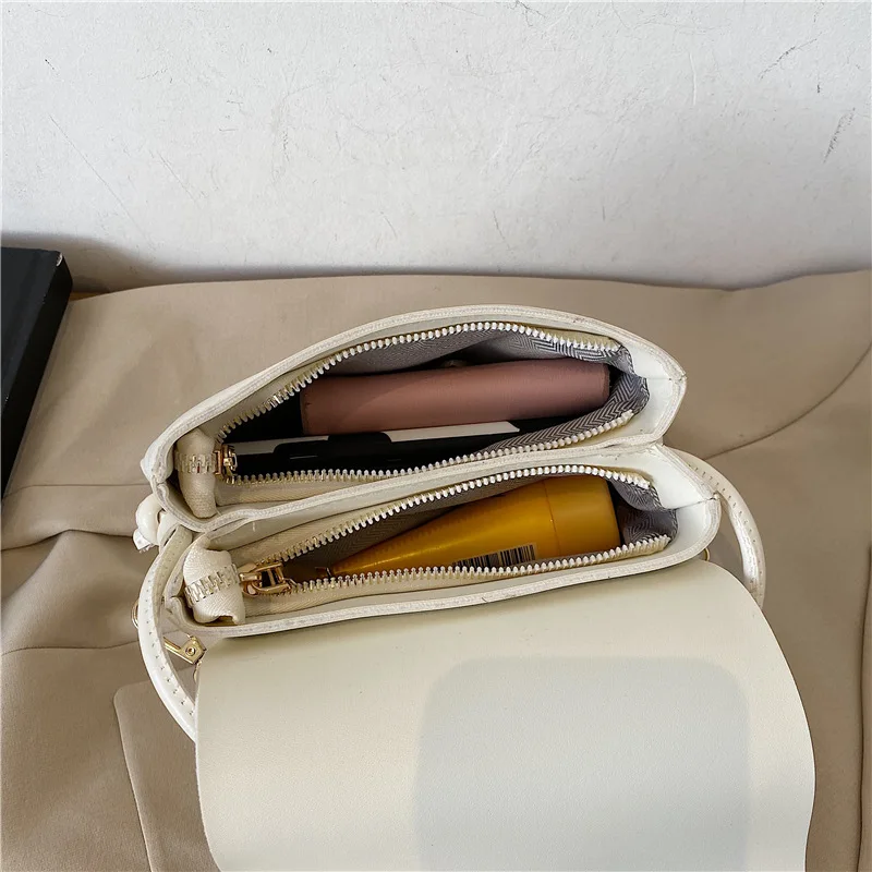 

BenBallar Women's Retro Simple Messenger Small Square Bags Pearl Lock Pu Solid Color Shoulder Bag