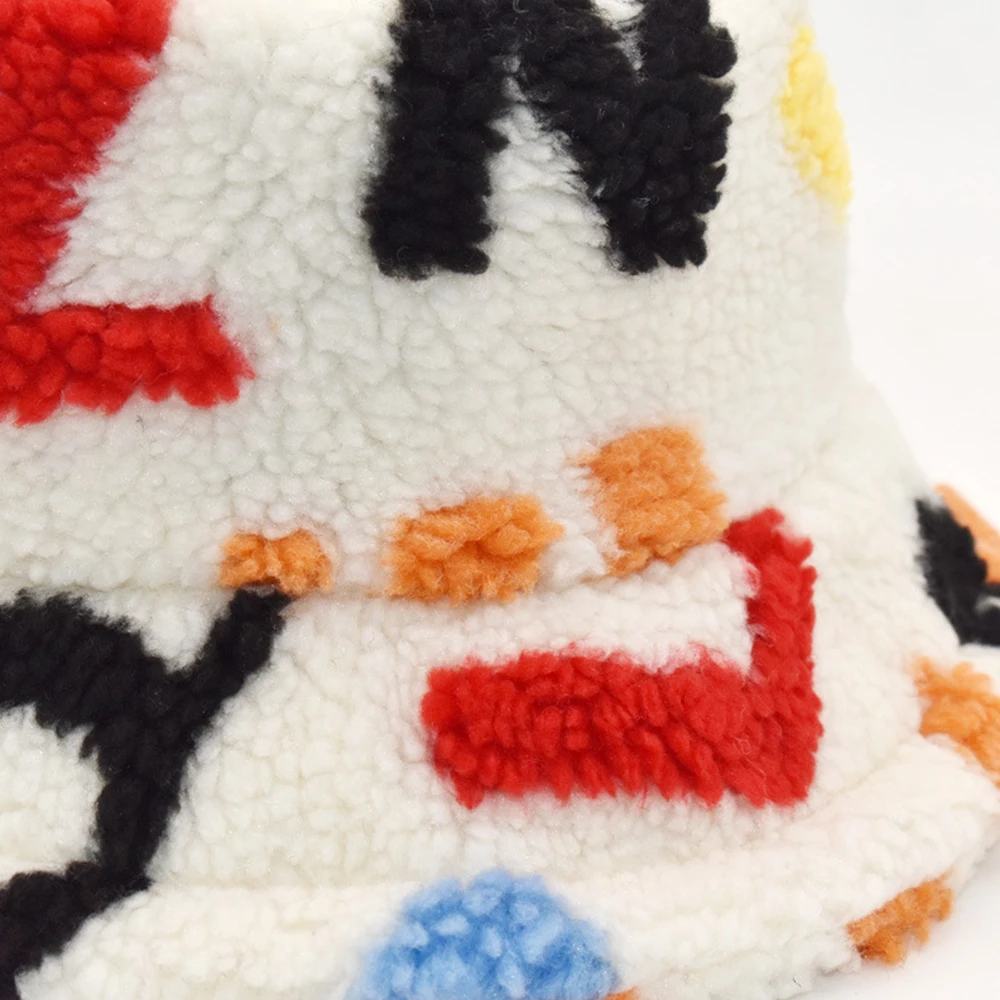 Осенне-зимние шапки из ягненка для мужчин и женщин, модные шапки с плюшем и теплыми ушками, ветрозащитные шапки в стиле стритвир и хип-хоп.