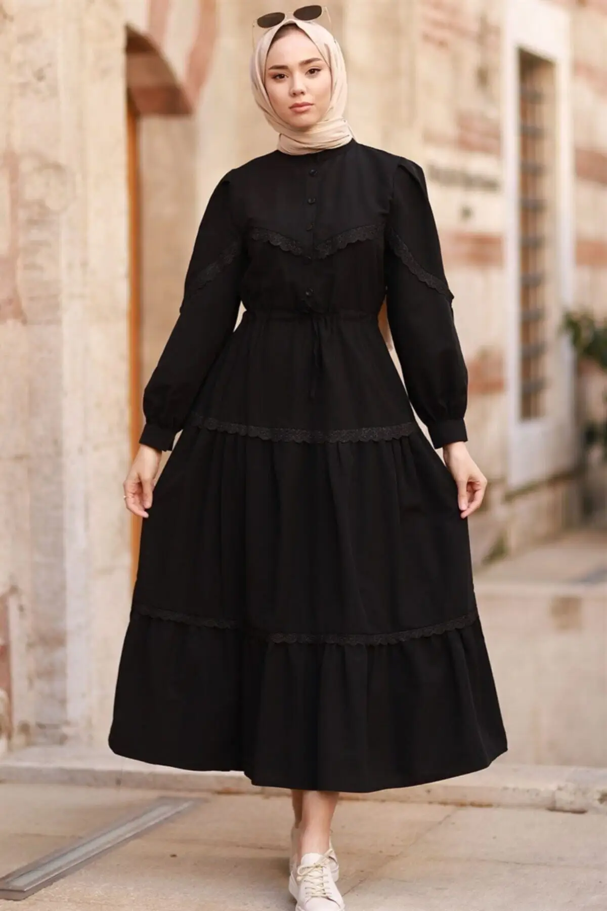 

Details of Guipure Arm Balloon Dress Fashion Muslim Women Hijab Dress