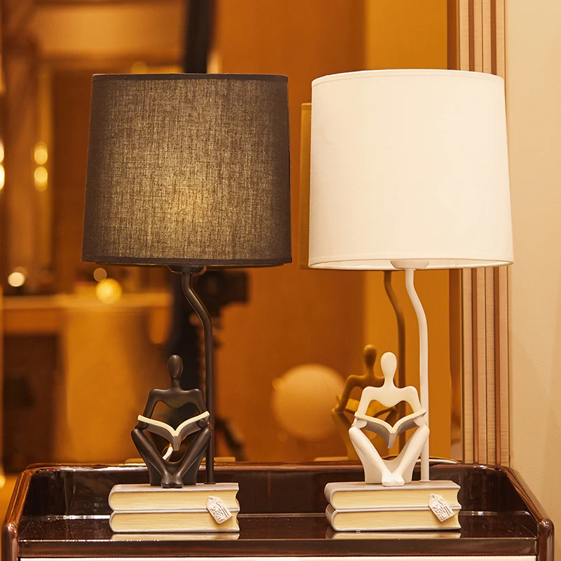 

American Modern Table Lamp Art Deco Resin Creative Bedroom Bedside Table Lamp Game Room Decoration Luminaria Desk Lamp ED50TL