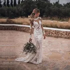 Свадебное платье, белое кружево, с длинным рукавом, с открытой спиной, с аппликацией