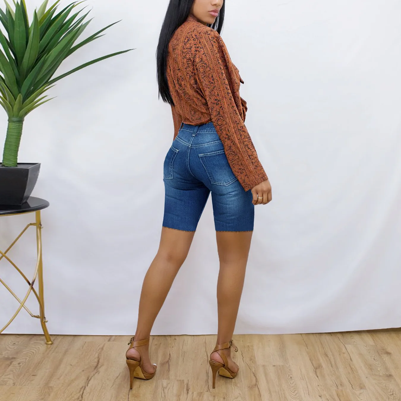 Новинка лета 2022 модные женские джинсовые шорты стрейч черного/синего цвета