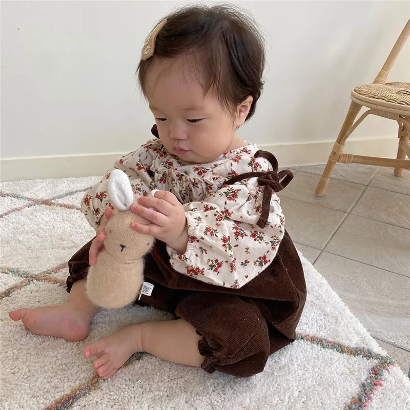 

Spring Korean Girl Baby Clothes Children Corduroy Sling Jumpsuit Long Sleeve Floral Top Two-piece Suit