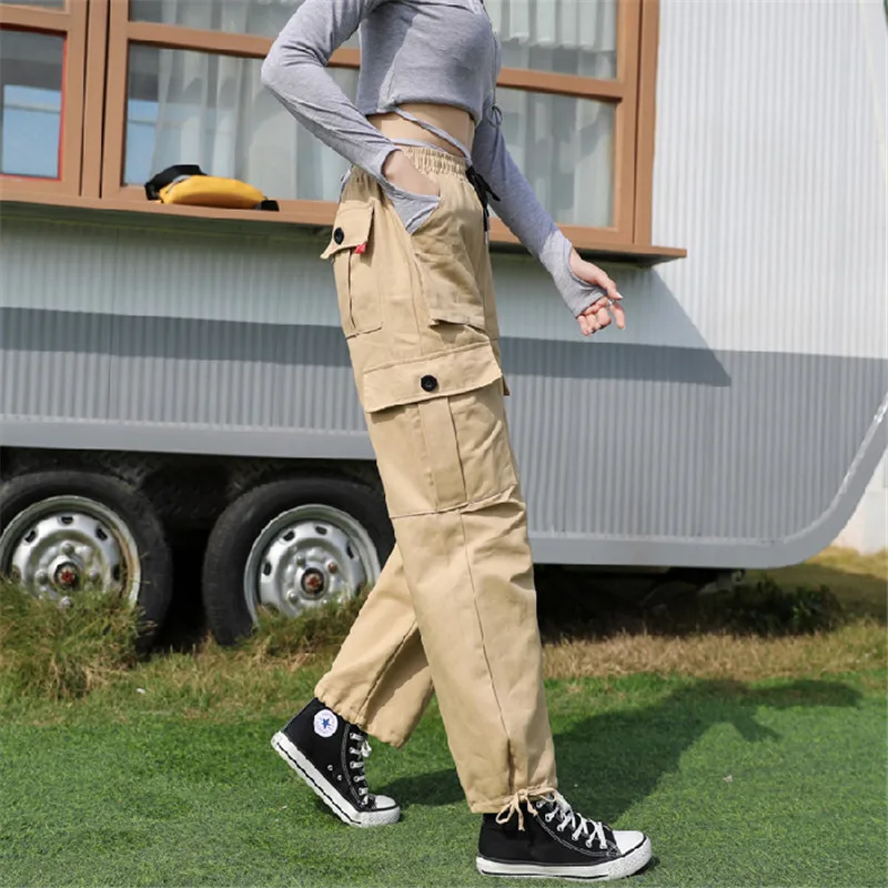 Женские брюки карго с большими карманами свободные высокой талией в уличном
