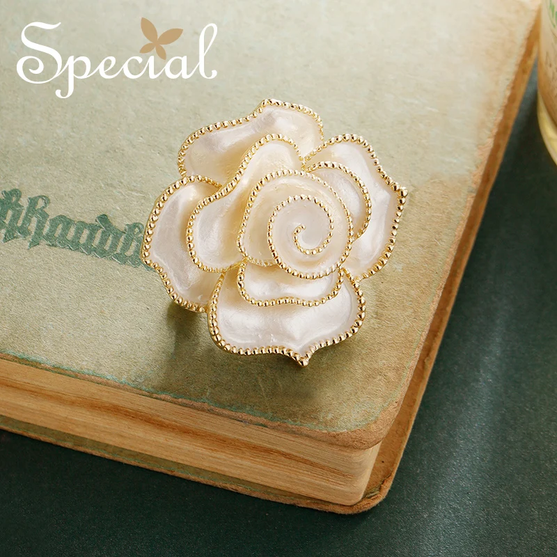 

SPECIAL Occident fashionable temperament brooch the white rose of female vagabonding 2021 new style tide S1937B