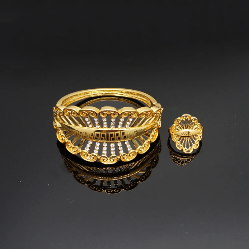 Комплект ювелирных изделий с золотым покрытием Модные Ювелирные наборы Женское