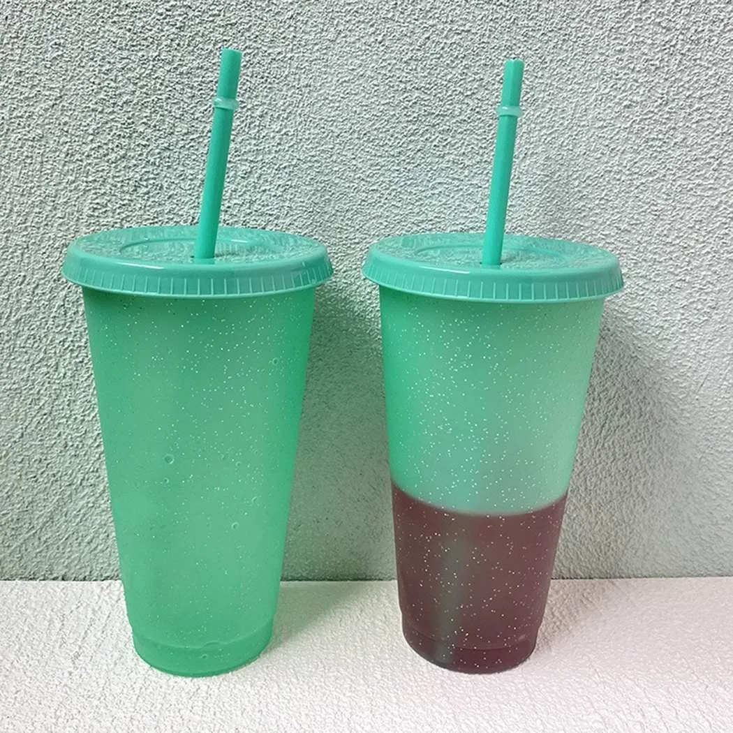 

1 * чашка 1 * крышка 1 * солома 700 мл многоразовые чашки пластиковый стакан с крышкой многоцветная соломенная чашка особый подарок