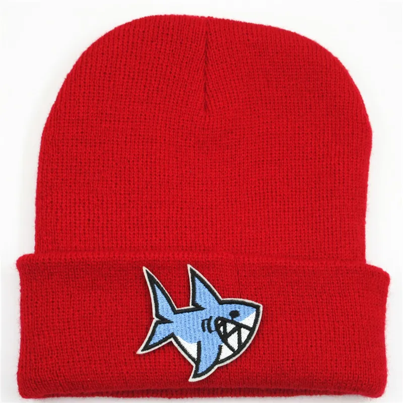 Хлопковая утепленная вязаная шапка с мультяшной вышивкой акулы зимняя теплая