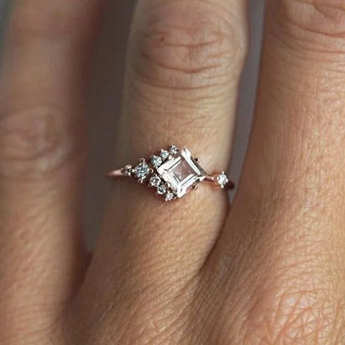 

New Style Inlaid Zircon Ring Female European and American Engagement Ring Hand Jewelry