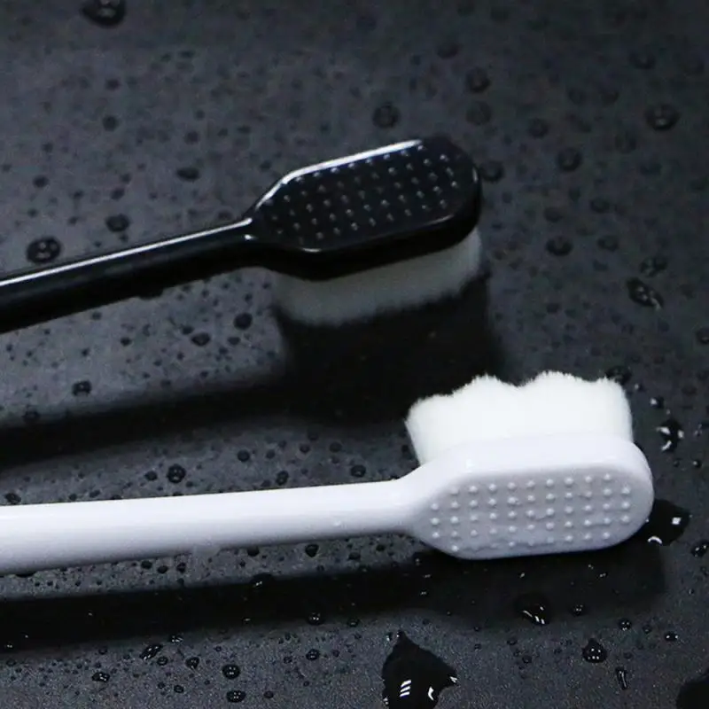 Зубная щетка с мягкой щетиной и футляром супертонкая Мягкая зубная головкой для