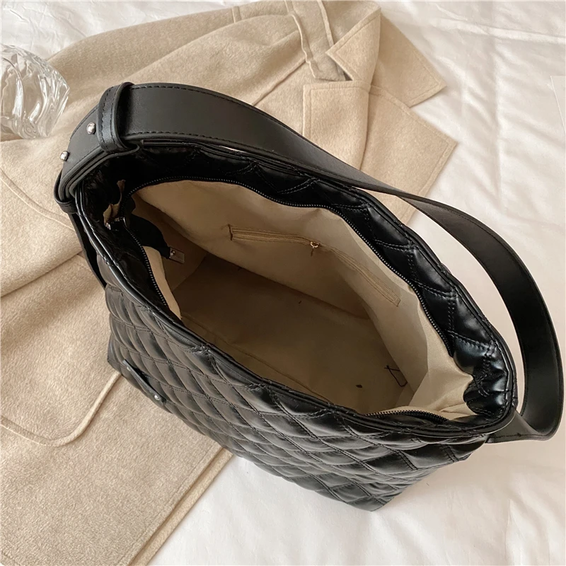 

Classic White Diamond Lattice Shoulder Women Bag Quality Leather Handbags Large Capacity Square Female Messenger Bags Sacs Cabas