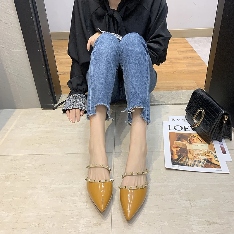 Новинка 2020 женские шлепанцы из искусственной кожи на низком каблуке слипоны мюли