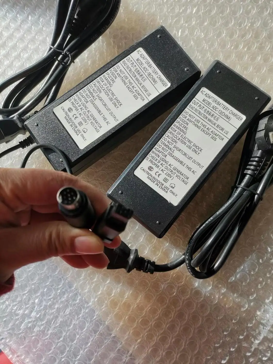 

Зарядное устройство для аккумулятора ADC-18 60R 18S 18R 70S 80S 61S 62S 70R 70S + 80S + 70R + сварочный аппарат для сварки